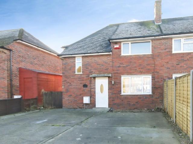 Reed Avenue, Canterbury CT1 3 bed semi detached house to rent £1,500 pcm £346 pw
