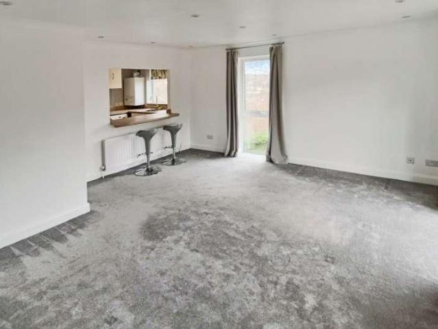 Reedham Drive, Purley, CR8