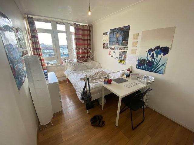 Reef House, London, Manchester Road E14, Room to rent, £845 pcm | PrimeLocation