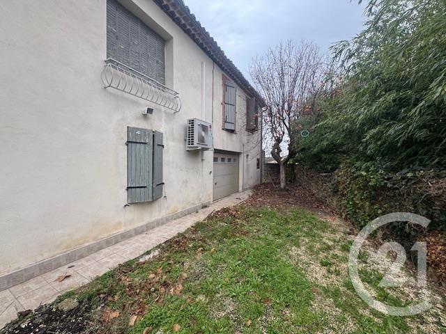 Réelle opportunité dans un village charmant, proche d'Uzès. 118m² Saint Marcel de Careiret