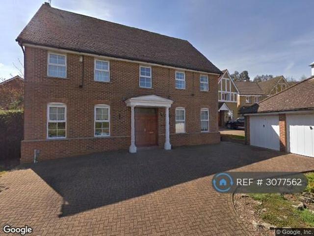 Rees Drive, London, HA7 7 bed detached house to rent £4,500 pcm £1,038 pw