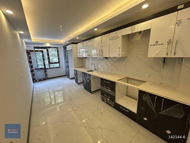 REESDEN ERTAŞ CADDESİ YAKINI ÖZEL GARAJLI 2+1