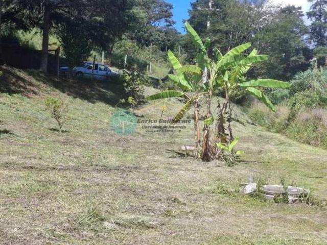 Refúgio na Serra Casa com Lago Privativo Ja viu algo assim?