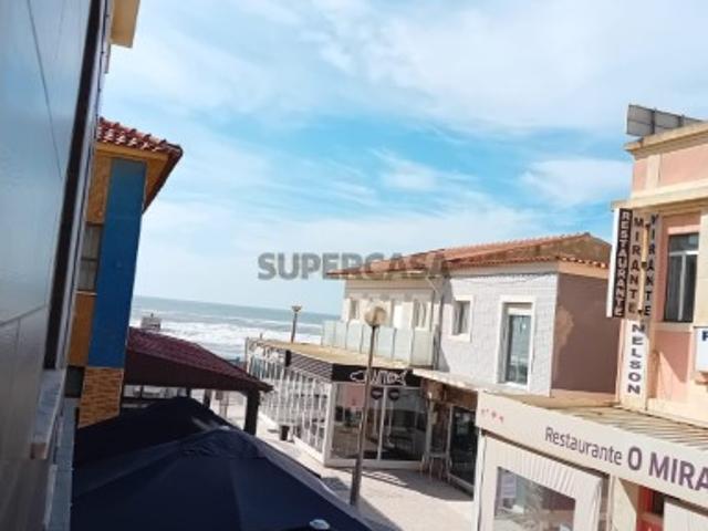 Refúgio à Beira Mar: Moradia para construir o seu sonho junto a praia da Vieira, Marinha Grande Leiria