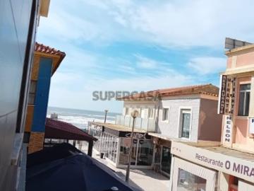 Refúgio à Beira Mar: Moradia para construir o seu sonho junto a praia da Vieira, Marinha Grande Leiria