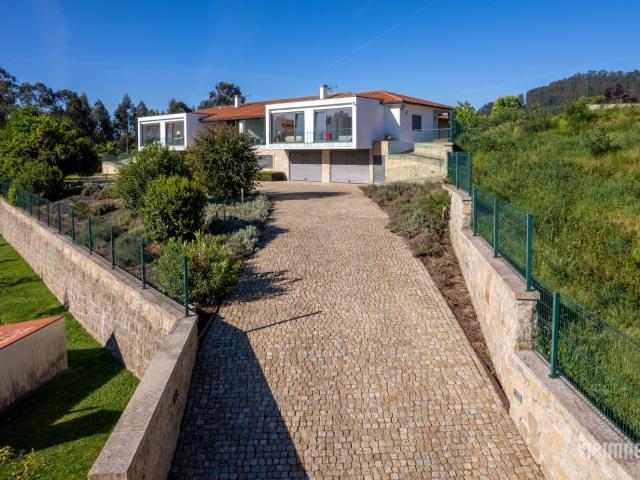 Refúgio Contemporâneo No Alto Minho Arcos De Valdevez • Port. 405m² Vale São Cosme