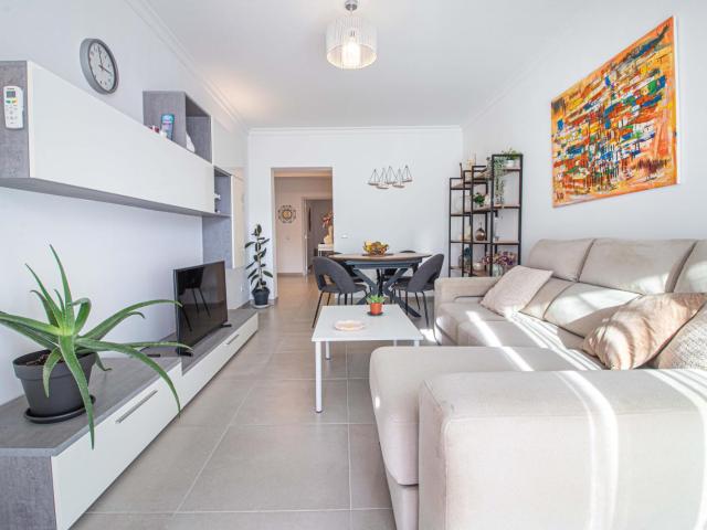 Refúgio Costeiro Renovado 87m² Quarteira