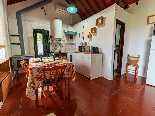 Refúgio de Charme com Vista Mar: T1+1 na Pedreira, Nordeste