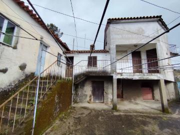 Refúgio de charme na natureza – Moradia T2 com terreno em Pampilhosa da Serra