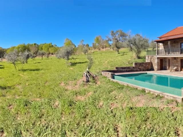 Refúgio de Charme: quinta maravilhosa para um projeto de vid. 640m² Graça