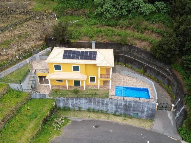 Refúgio Exclusivo com Piscina Aquecida e Vista Natureza Miradouro do Loural São Vicente