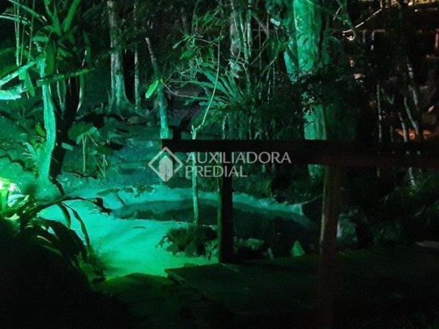 Refugio em meio a natureza na estrada Mundo Novo, Maquine RS