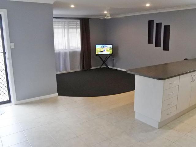 Refurbished 2 Bedroom With Aircon