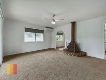 REFURBISHED, 3 BEDROOM HOME IN STAFFORD HEIGHTS