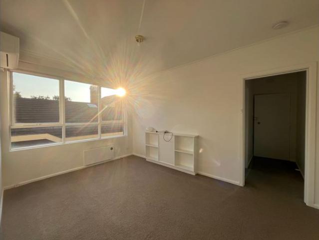 Refurbished apartment in great Location