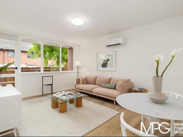 Refurbished Ground Floor Apartment