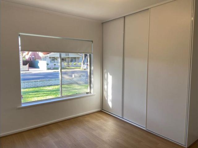 REFURBISHED HOMETTE WITH AN IDEAL STREET FRONT IN DESIRABLE LOCATION