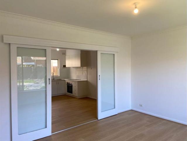REFURBISHED HOMETTE