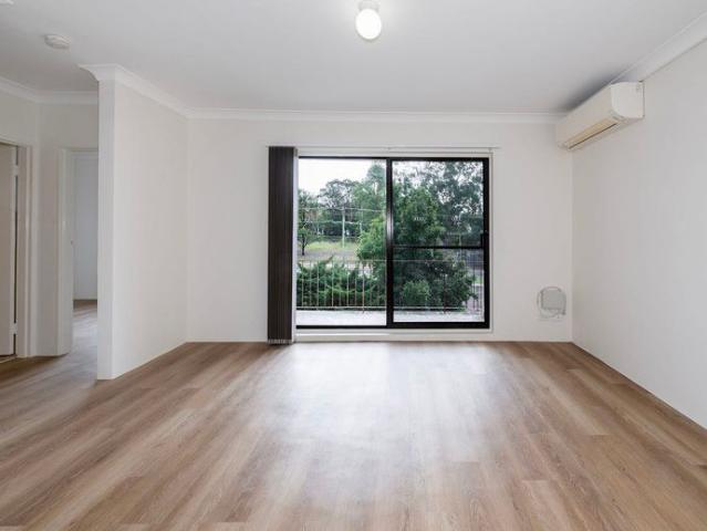 Refurbished Immaculate 2 Bedroom Unit!