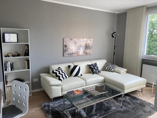 Refurbished, modern furnished, bright 3 room flat directly at the Zoopark