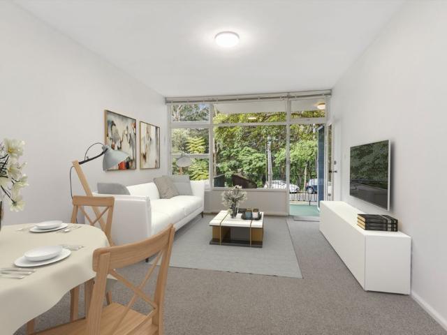 Refurbished One Bedroom Apartment in Great Location