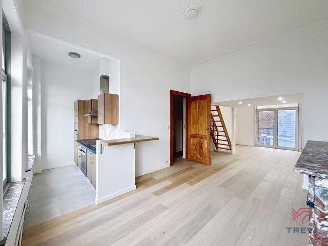Refurbished studio with sleeping area!