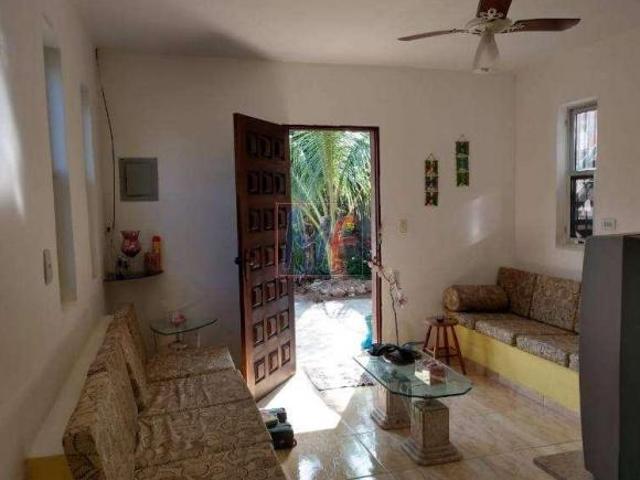 REF 10.766 Sobrado no bairro Jardim do Sol, 2 dorms sendo 2 suítes, 120 m² A.C. 250 m² Terreno. moni