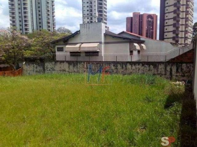REF: 10.821 Excelente terreno de esquina 551 m², testada de 22 m para 1 rua e 25 mts para a out
