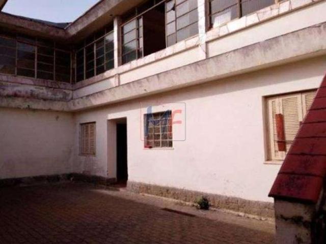 REF: 12.263 Ótima casa 450 m² de terreno e 342 m² A.C 3 dorms. 1 suíte, 6 vagas, salão de fest