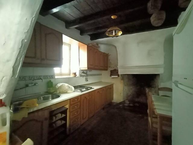 Ref. 156 Casa de pueblo para reformar en Algatocín
