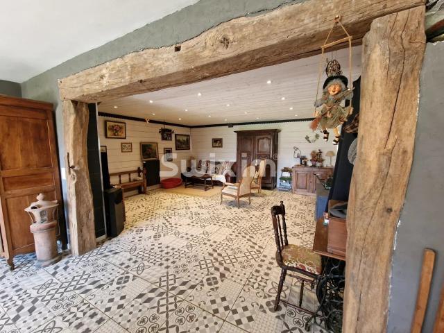 Réf 19464 AA EN EXCLUSIVITE Aux portes de SAINT VIT Lo. 160m² Dampierre