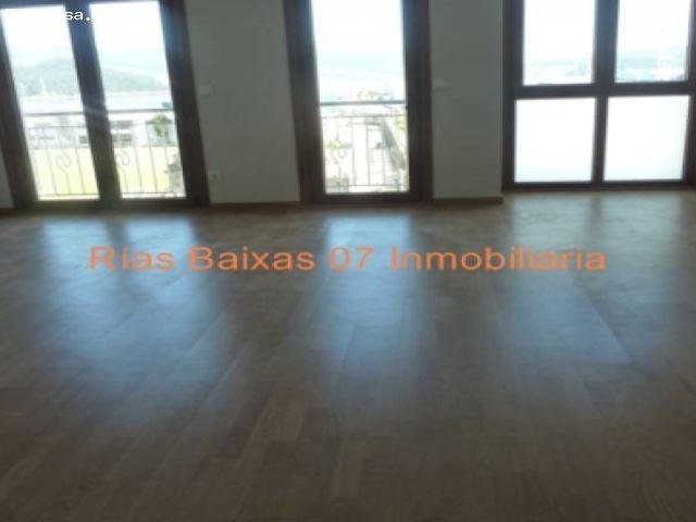 REF 2050 ATICO DUPLEX LUJO 160 m2 5 D. ALAMEDA MARIN con VISTAS RIA