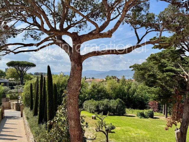 Ref 2255 Saint Tropez Élégante Bastide Rénovée 223m² Saint Tropez