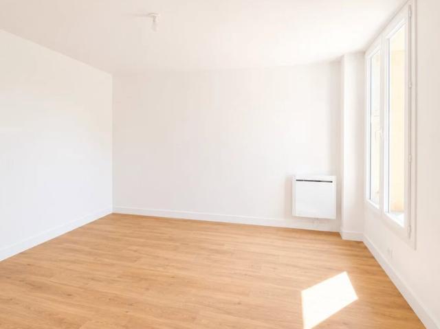 Ref 2281 Duplex 3 pièces de 50m² Jardin clôturé et parking