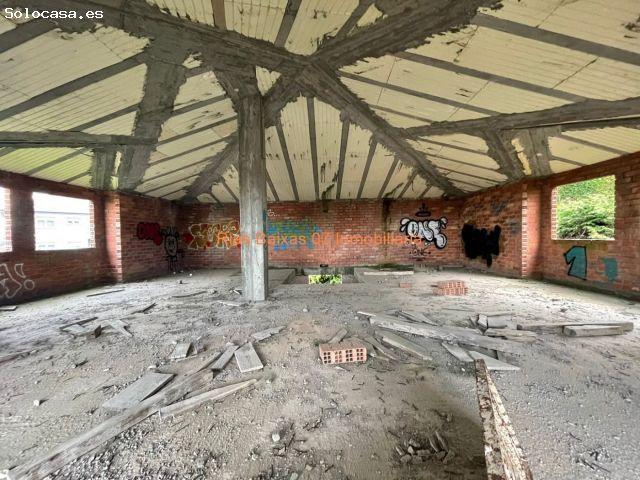 REF 2527 ESTRUCTURA 270 m2 CANTERIA EN 500 m2 FINCA VALLADA CHAPELA REDONDELA