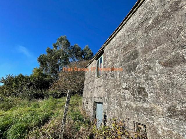 REF 2926 CASA DE PIEDRA PLANTA BAJA 2 DORM. CON 1455m2 TERRENO MOSCOSO PAZOS DE BORBÉN