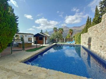 Ref. 319 Chalet de 6 dormitorios con piscina en Jimera de Libar