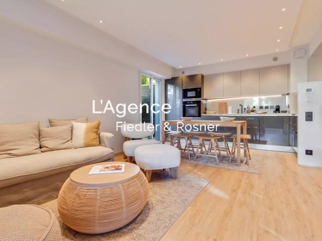 REF 361: EXCLUSIVITE SAINT TROPEZ RESIDENCE DE HAUT STANDING APPARTEMENT DE LUXE A LA LOCATION