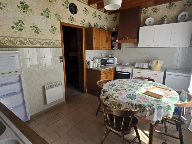 Réf 3998 Maison de ville avec cour exposée plein Sud 71m² Campagne lès Guines
