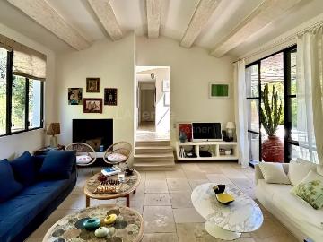 REF 581: RAMATUELLE GIRELLES VILLA PROCHE DU CLUB 55 ET DES PLAGES DE PAMPELONNE
