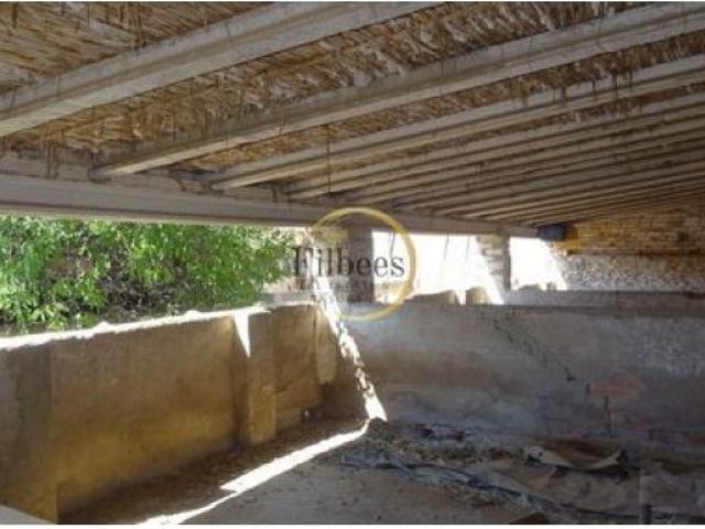 REF 618 Amplia Ruina Rural. UPSY T49