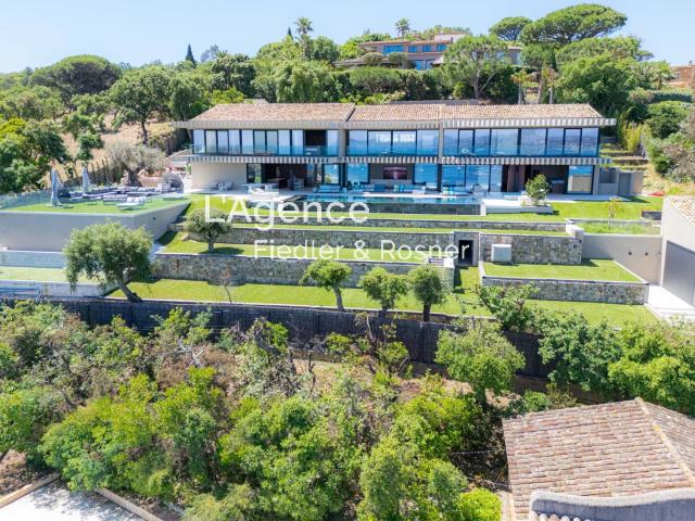 REF 646: GASSIN SINOPOLIS VILLA VUE MER EXCEPTIONNELLE SUR DE SAINT TROPEZ