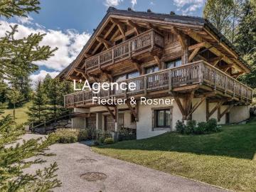 REF 685: ST GERVAIS MONT BLANC CHALET AU COEUR DE LA NATURE