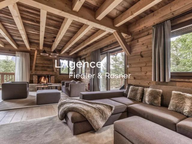 REF 685: ST GERVAIS MONT BLANC CHALET AU COEUR DE LA NATURE