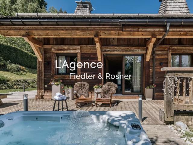 REF 688: ST GERVAIS MONT BLANC DOMAINE DE 4 CHALETS