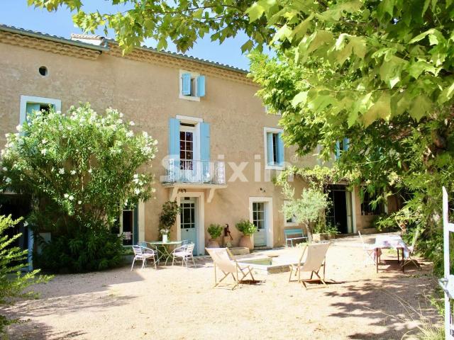 Réf 70575Fc: Dans le charmant village prisé de Valaurie, au. 240m² Valaurie