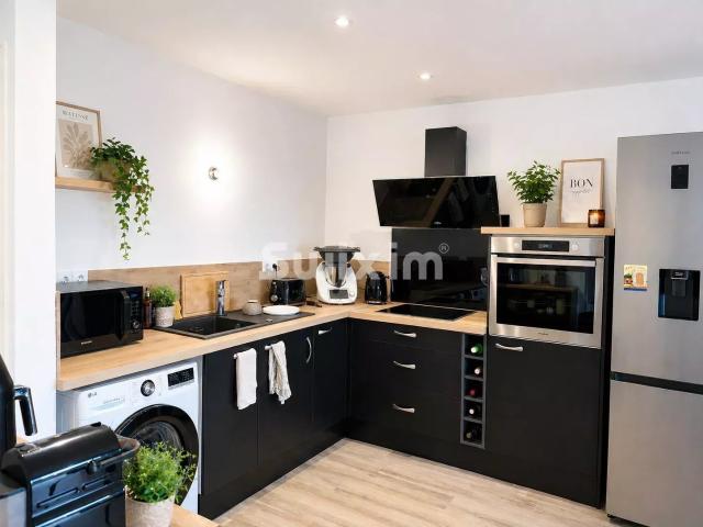 Réf 70675FC: Proche Saint Jame et les Champs,au sein d’une. 52m² Montélimar