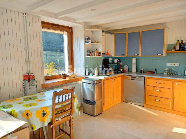 Réf: 70870Ep Découvrez cette charmante maison de 93,61 m². 93m² Hauts de Bienne