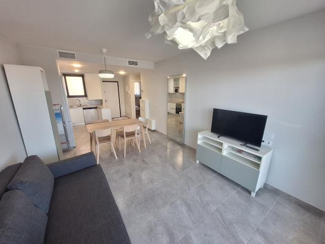 Ref.7522 Moderno apartamento de 2 dormitorios con garaje en la urbanización cerrada «Aire by TM»