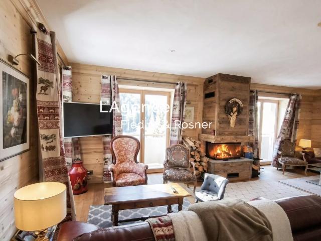 REF 770: MEGEVE CENTRE AUTHENTIQUE APPARTEMENT